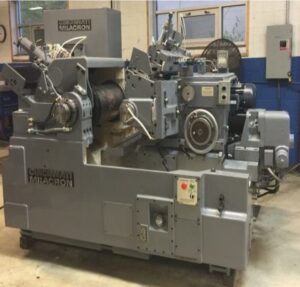 Yaskawa U1000 terästankojen hionta